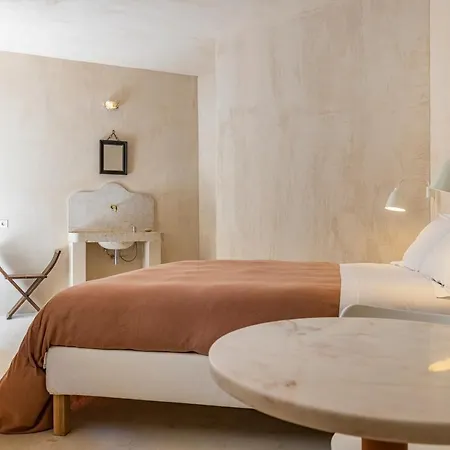 Daire The Carpenter's *