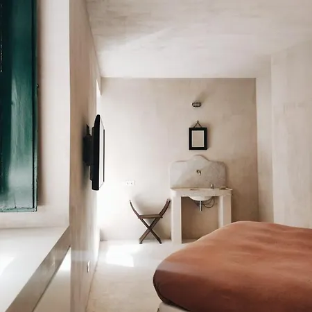 The Carpenter's Apartment *